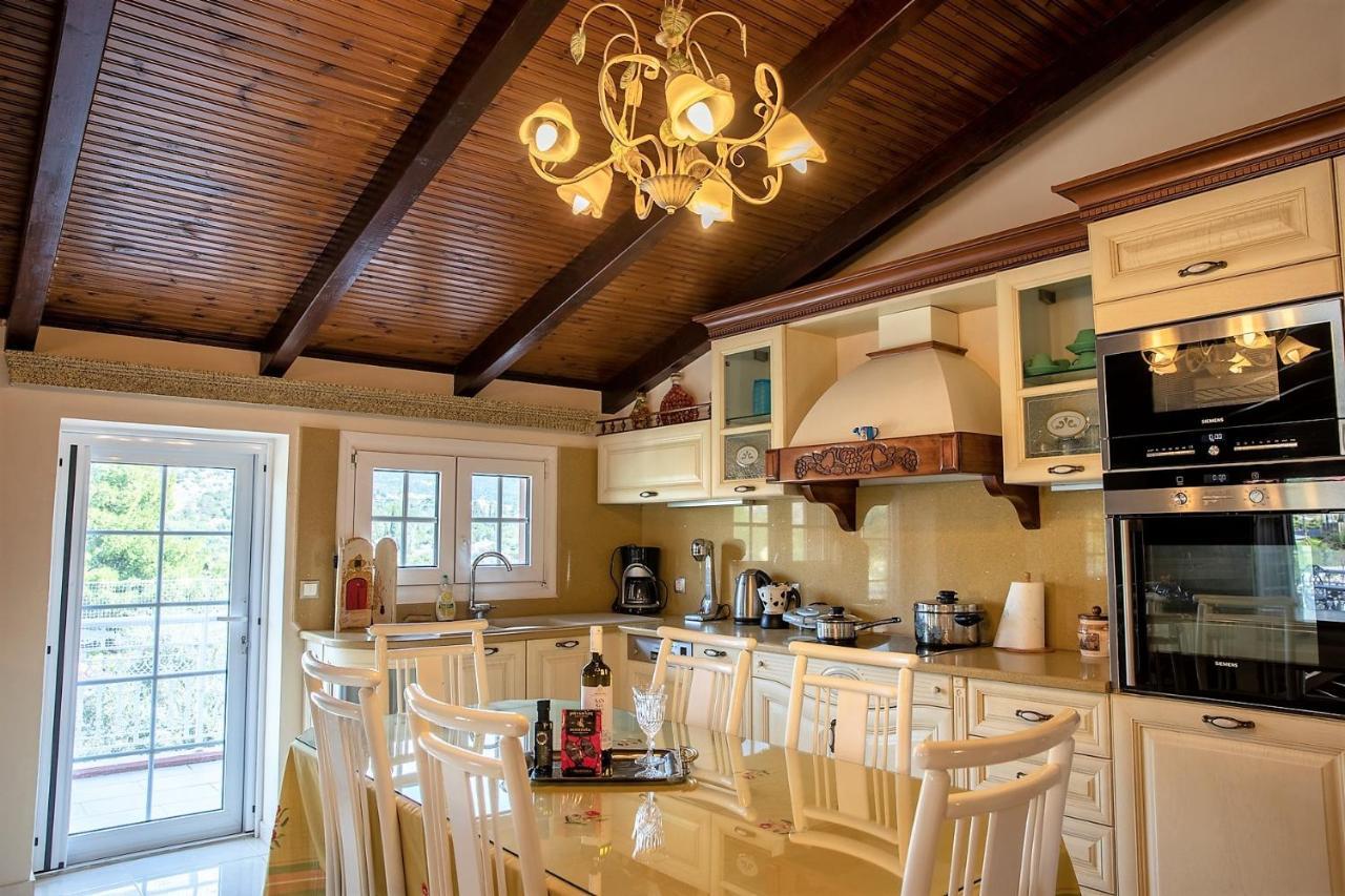 Liberis Loft Suite Αργοστόλι Εξωτερικό φωτογραφία