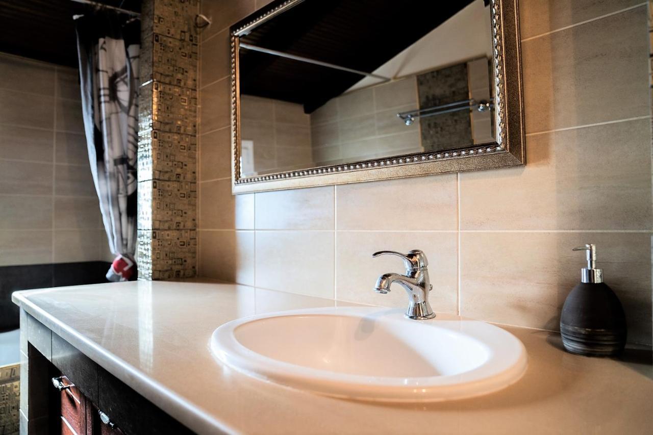 Liberis Loft Suite Αργοστόλι Εξωτερικό φωτογραφία