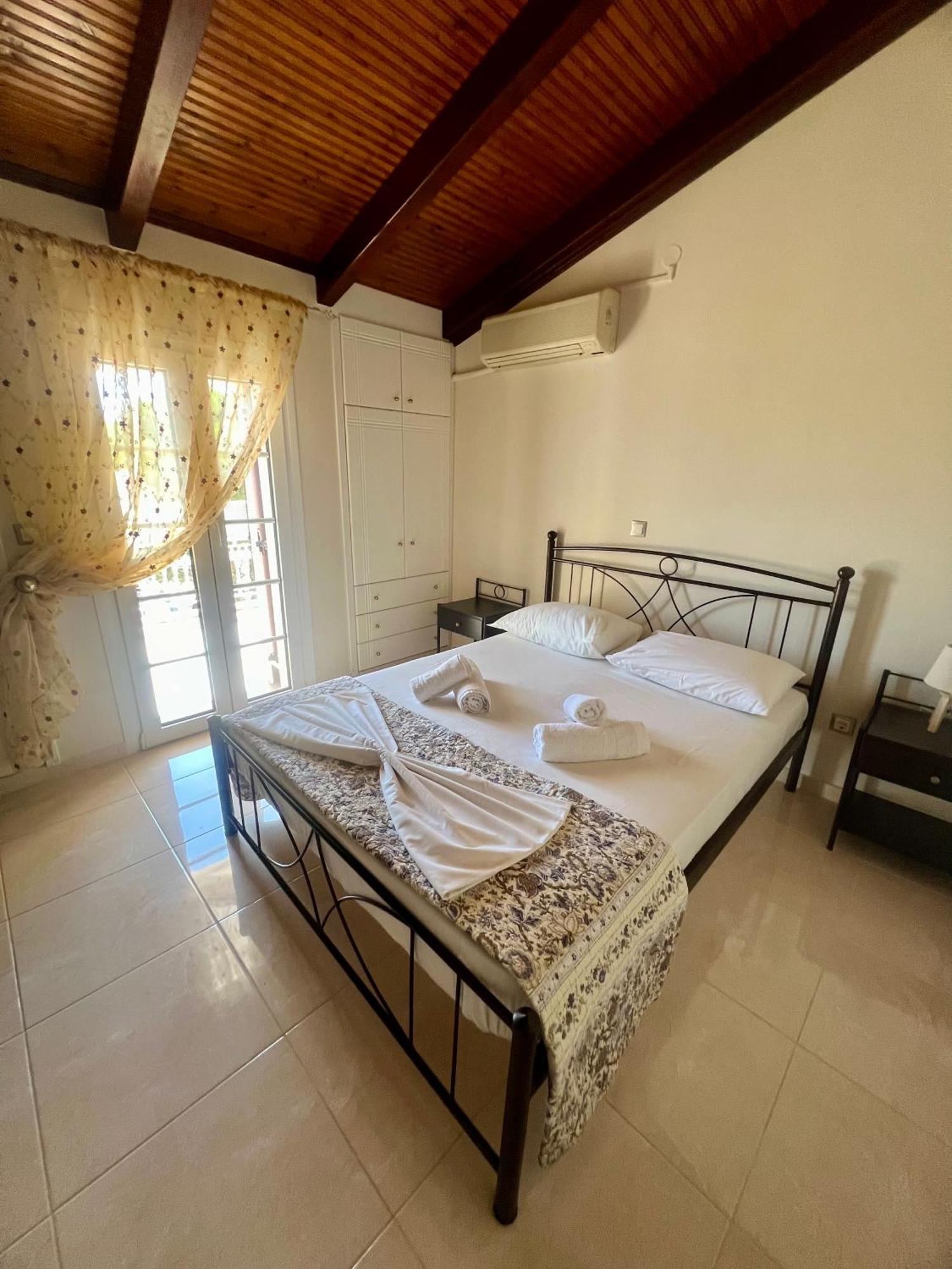 Liberis Loft Suite Αργοστόλι Εξωτερικό φωτογραφία